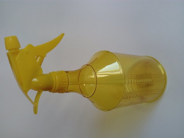 Sprühflasche für Zimmerpflanzen Farbe Gelb Räumungsverkauf